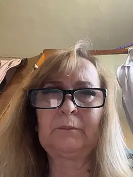 Irina2909@xh webcam