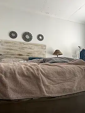 Gifttheskimaskboy420 webcam