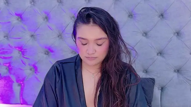 LiiaBloom webcam