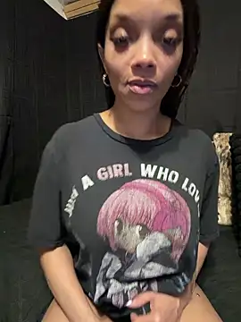 Rakiyahcharms webcam