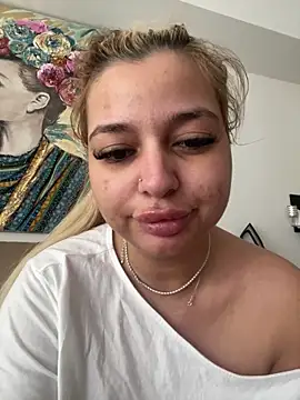 AllysonK webcam