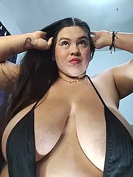 LucyDiamonds1 webcam