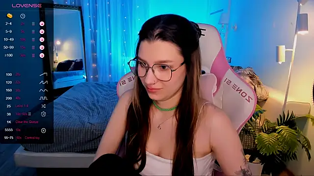 LinaBlossom_ webcam