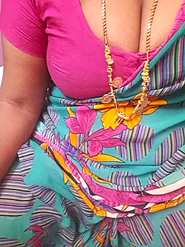 Tamil_Ammani webcam