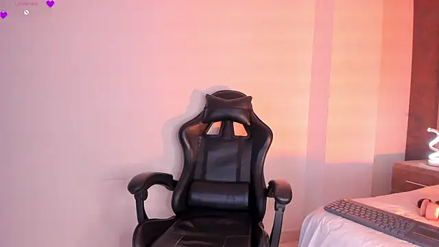 CristineRain webcam