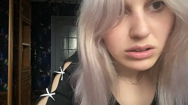 Nelly_Gilbert webcam