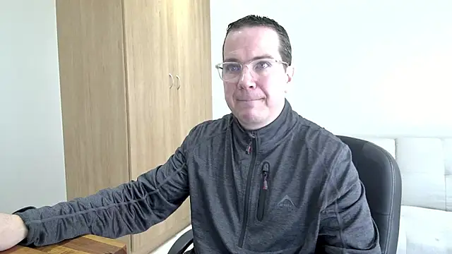 BrettJ81 webcam
