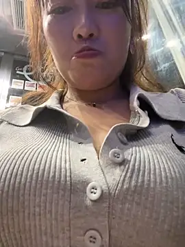 Molly-xiao webcam