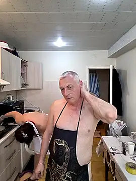 _lady_red_ webcam