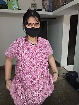 HeartlessGirl webcam
