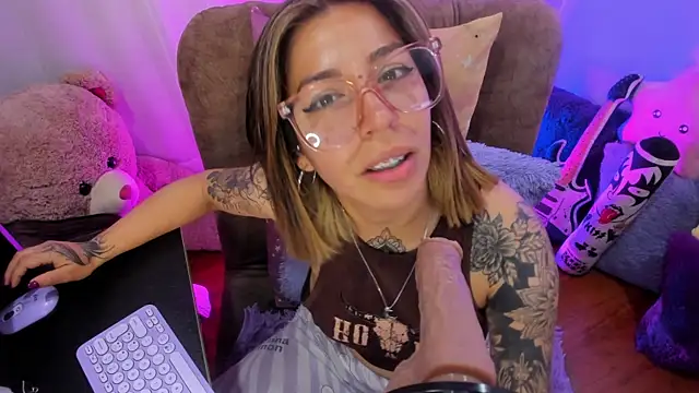 _antonella_dreamss webcam
