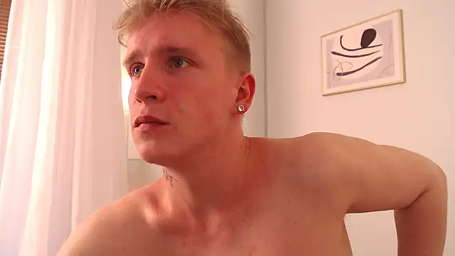 AlexxSweet webcam