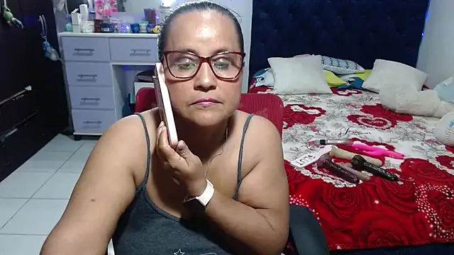 pervert_mommy_ webcam