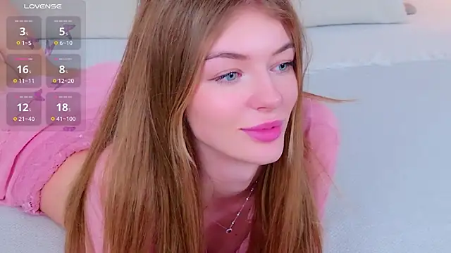 MeganMour webcam