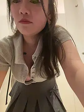 Molly-xiao webcam