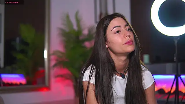 Abbela_White webcam