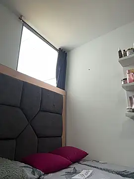 ViankaRose webcam