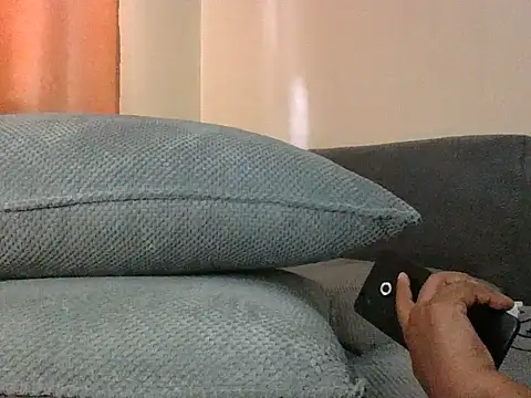 roziebeauty webcam