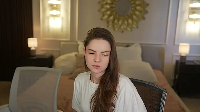 Luna_secretgirl webcam