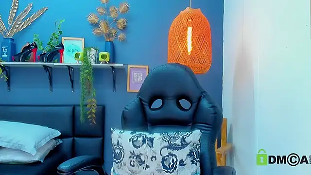 yessila_parker webcam