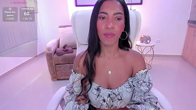 Shantaall_ webcam