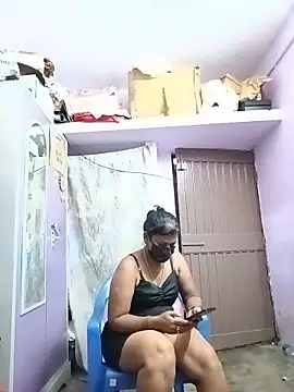 tamil_lekha webcam