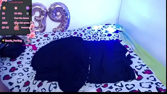 ninatiny webcam
