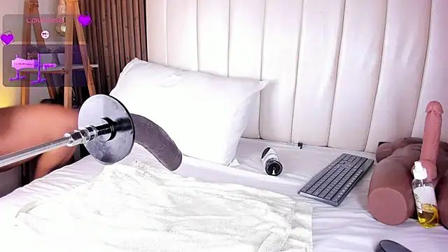 SandraMilerr webcam