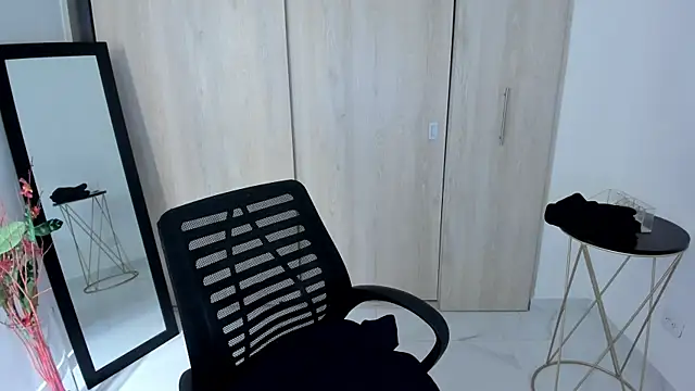 Adele_Sweett webcam