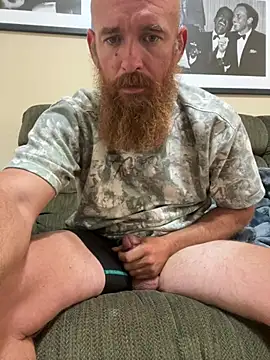 32XRedBeard Live Webcam on Stripchat