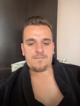 Huge_cock22cm live sex cam