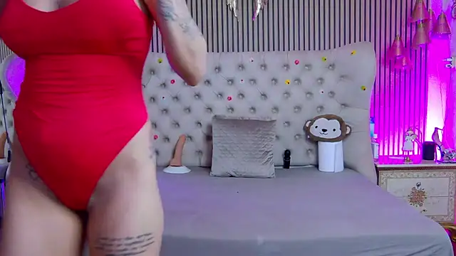 PlayfulShow webcam
