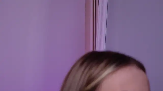 LucyAddison webcam