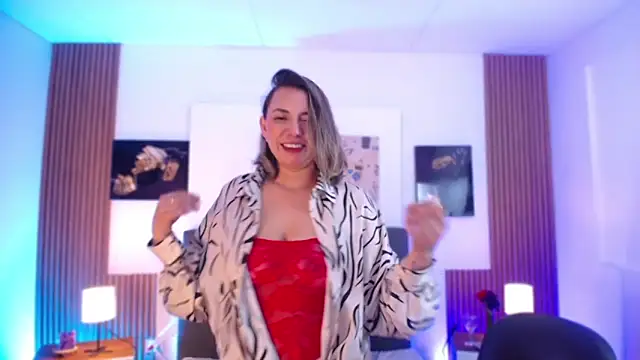 milfsecret69 webcam