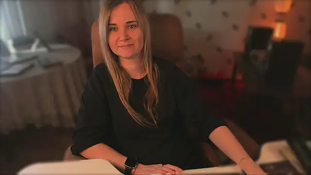 MiaSparkes webcam