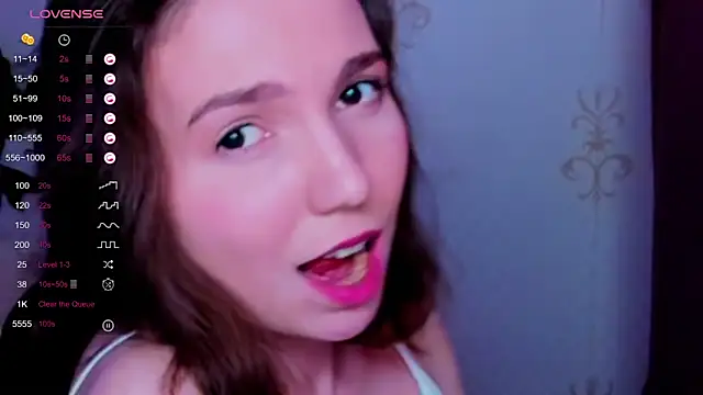 KindHazelHere_ webcam
