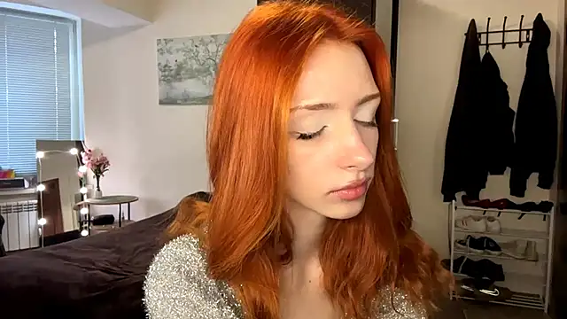 AliceServanica webcam