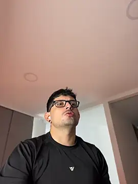 TroyeSavage webcam