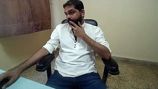 Kinky_Kumarr webcam