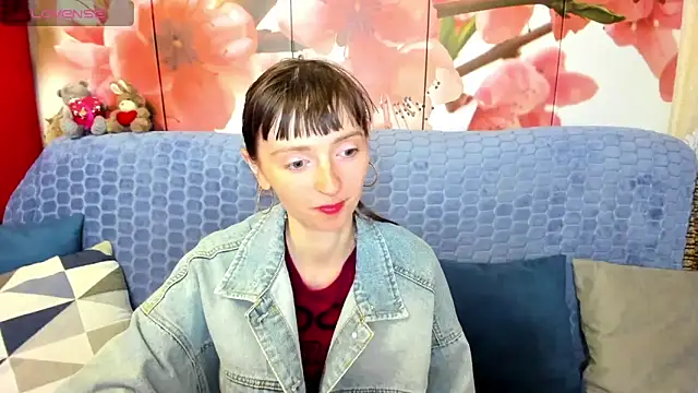 TayanaJons webcam