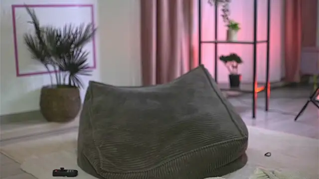 Cherrysweett live sex cam