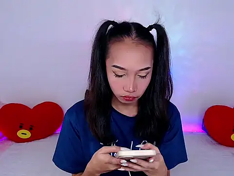 Sweet_kittyxx webcam