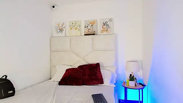elizawiliamst webcam
