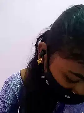 DarkRoseQueen webcam