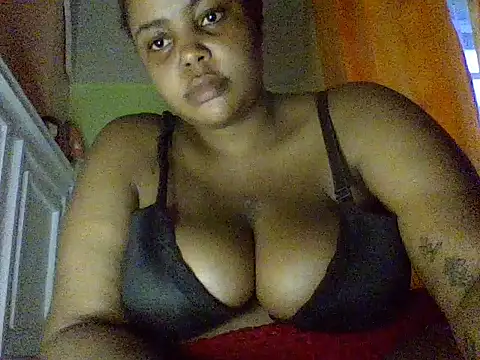 sexychubby22 webcam