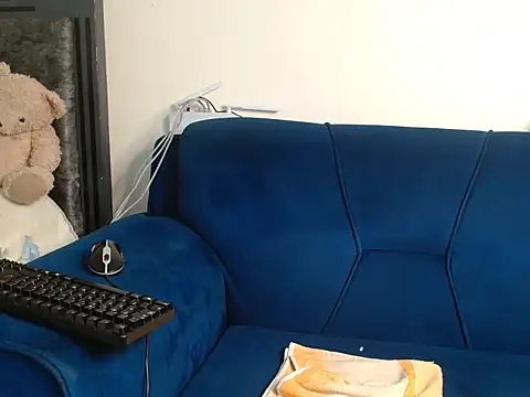 sexyebonybadi webcam