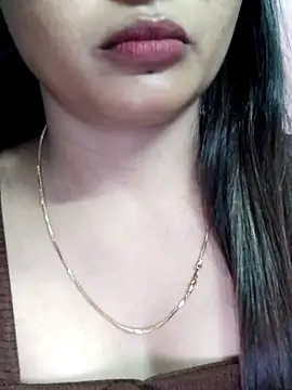 Wild-janvi webcam