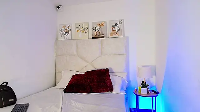 elizawiliamst webcam