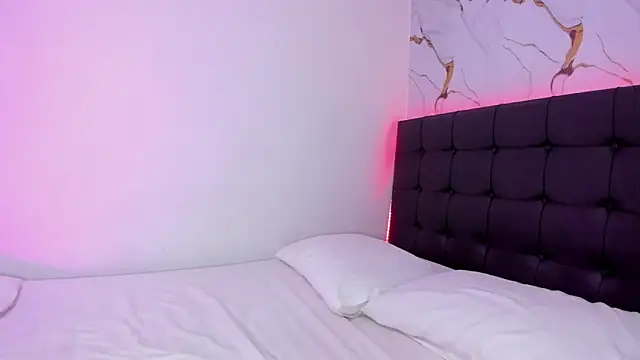 Scarlet_DLuce webcam