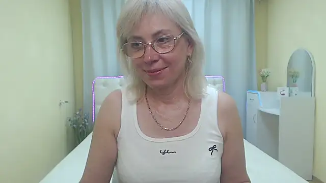 LaurenWishy webcam